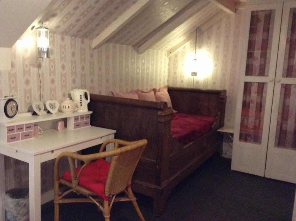 Aux Sources De L'Yonne Acomodação com café da manhã Glux-en-Glenne Quarto foto